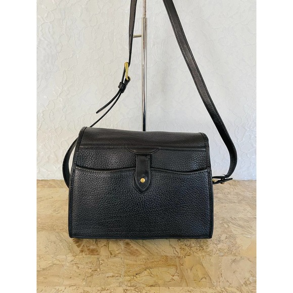 Vtg Dooney and Bourke large Essex blackpebble crossbody, shoulder bag style R65 - Picture 2 of 10